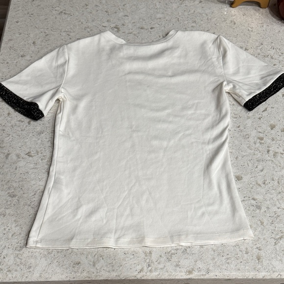 Zara White Women's Top with Black and gold Accents - Picture 5 of 5